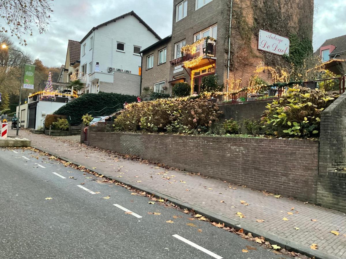 Pension Auberge de Dael Valkenburg aan de Geul Exterior foto