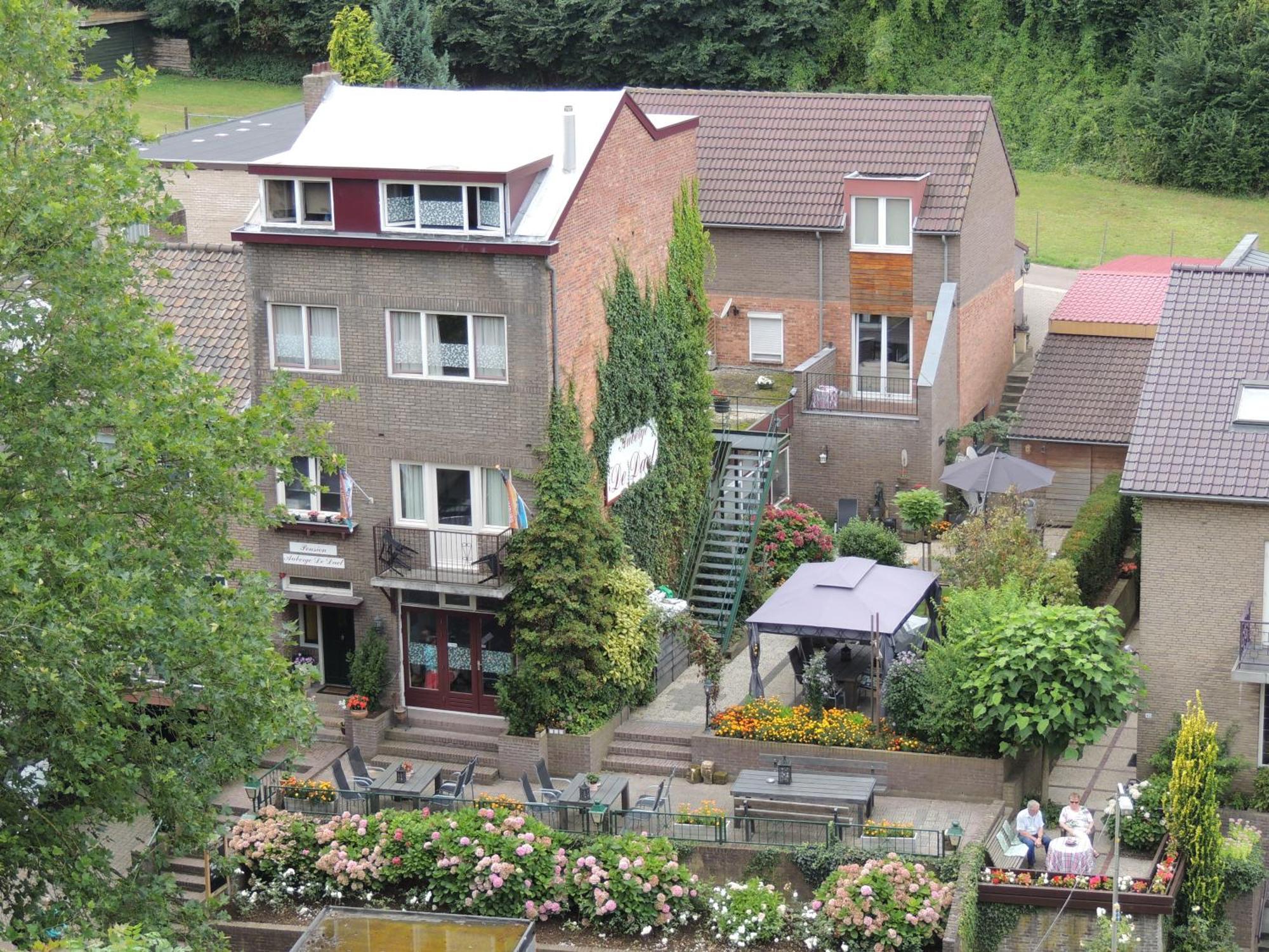 Pension Auberge de Dael Valkenburg aan de Geul Exterior foto
